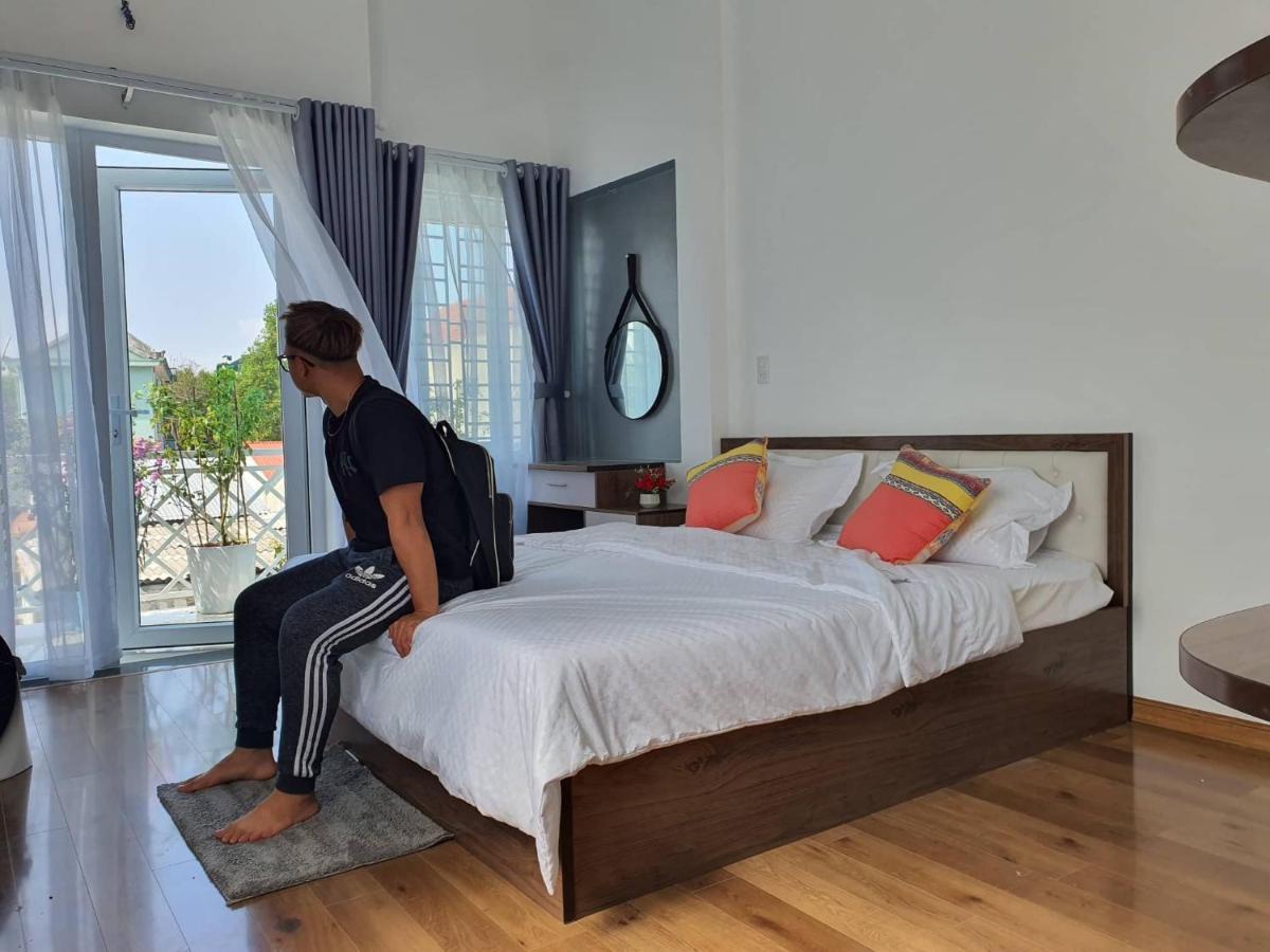 Dimpless Homestay Хуе Екстериор снимка