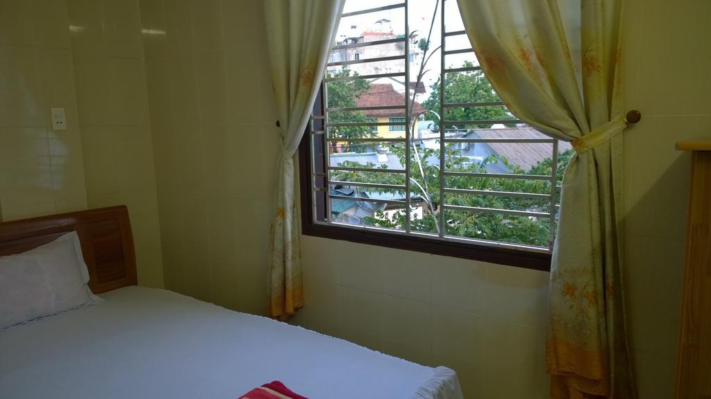 Dimpless Homestay Хуе Стая снимка