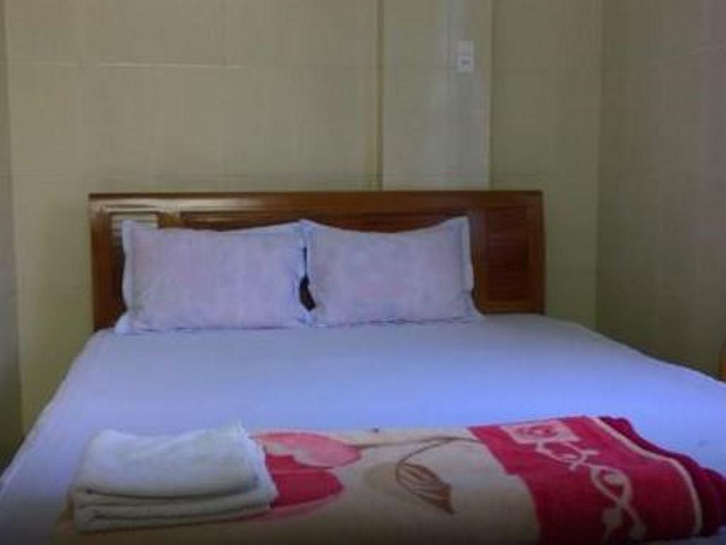Dimpless Homestay Хуе Екстериор снимка