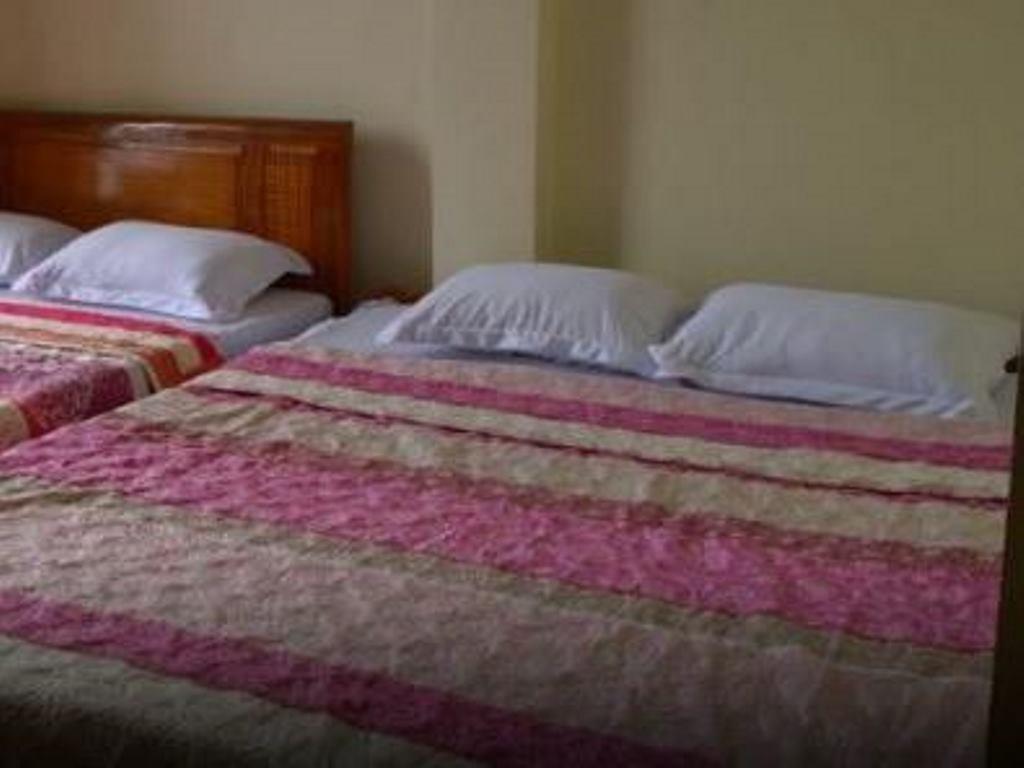 Dimpless Homestay Хуе Екстериор снимка