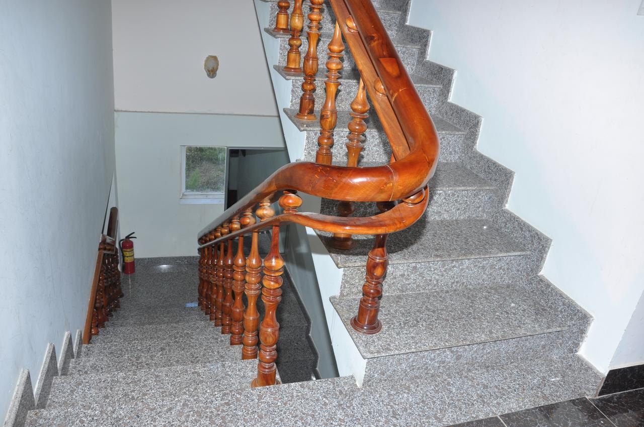 Dimpless Homestay Хуе Екстериор снимка